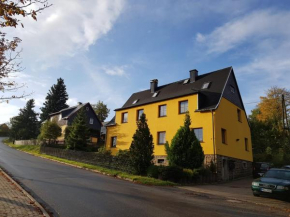 Seiffen , Neuhausener Straße 7